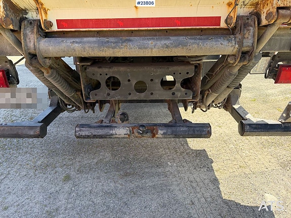 Mercedes-Benz Actros 1835L 4x2 skapbil m/ ADR rigget, ny clutch og svinghjul. – Euro 6 og totalt overhalt bremser. SE VIDEO 17 of 30