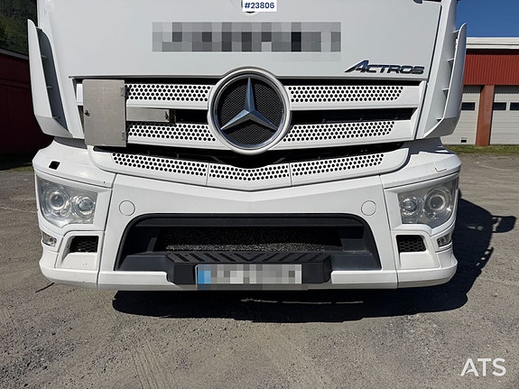 Mercedes-Benz Actros 1835L 4x2 skapbil m/ ADR rigget, ny clutch og svinghjul. – Euro 6 og totalt overhalt bremser. SE VIDEO 11 of 30