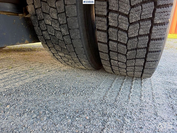 Mercedes-Benz Actros 1835L 4x2 skapbil m/ ADR rigget, ny clutch og svinghjul. – Euro 6 og totalt overhalt bremser. SE VIDEO 16 of 30
