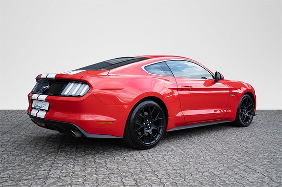Ford Mustang 7 of 30
