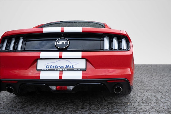 Ford Mustang 10 of 30