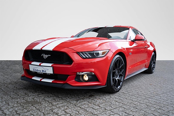 Ford Mustang 2 of 30