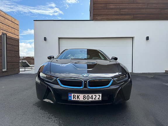 BMW i8 8 of 14