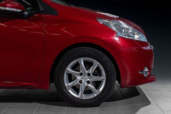 Peugeot 208 5 of 23