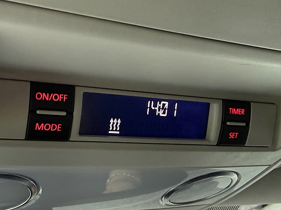Volkswagen Caravelle 20 of 24