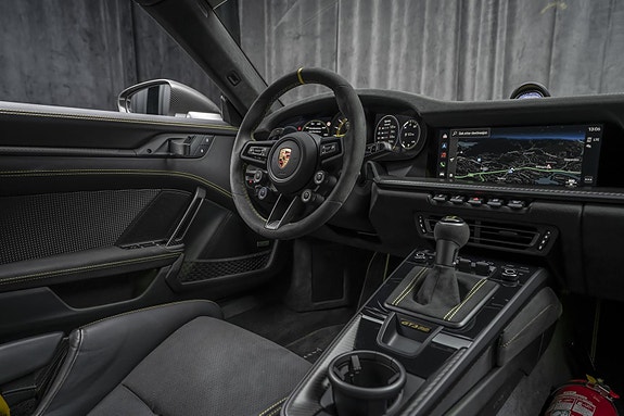 Porsche 911 19 of 30