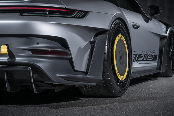 Porsche 911 6 of 30