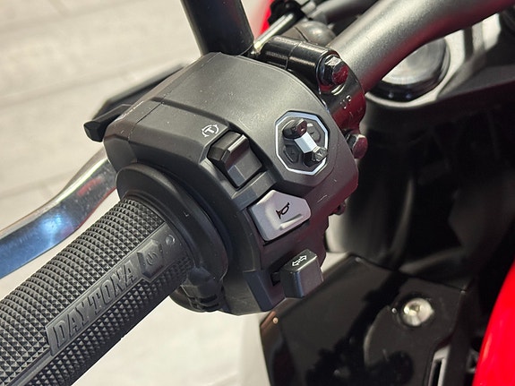 Honda CB500FA STRØKEN / GARANTI / VARMEHOLKER! 13 of 19