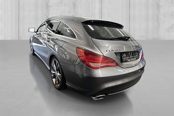 Mercedes-Benz CLA180 4 of 23
