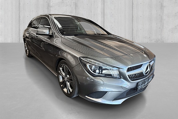 Mercedes-Benz CLA180 2 of 23