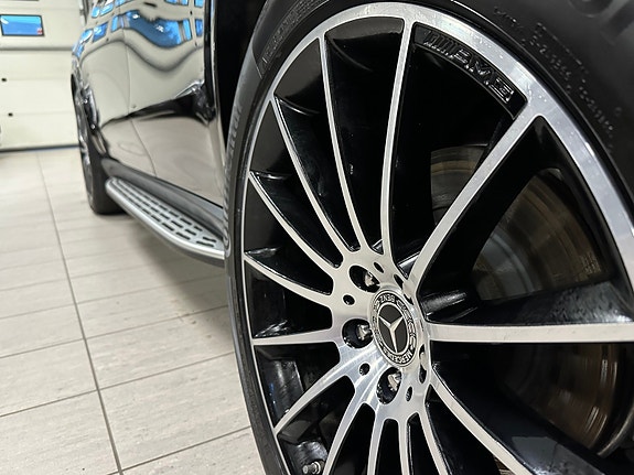 Mercedes-Benz GLE350 de 10 of 30