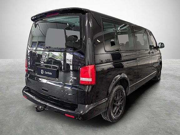 Volkswagen Caravelle 5 of 27