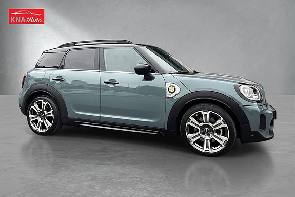 MINI Countryman Cooper SE 7 of 30