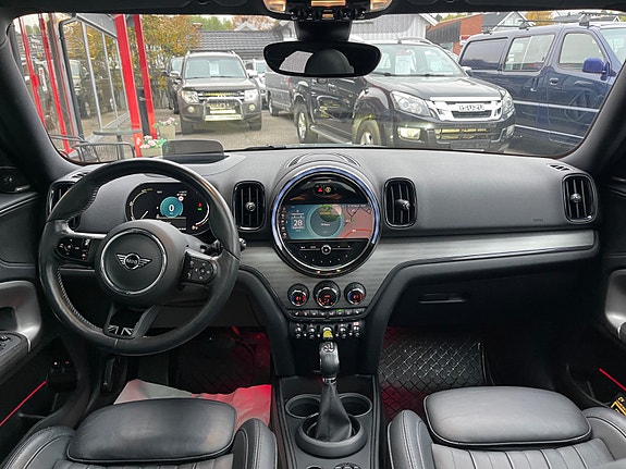 MINI Countryman Cooper SE 9 of 30