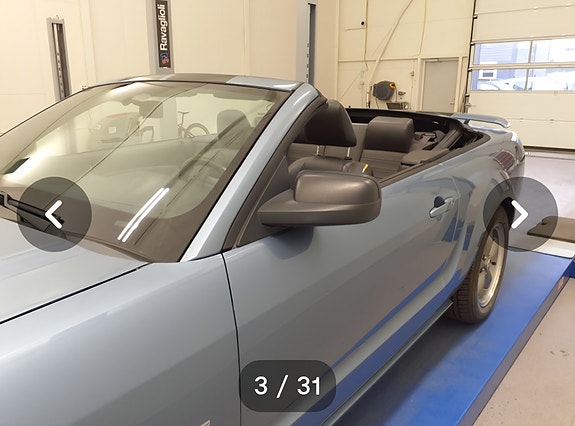 Ford Mustang 3 of 26