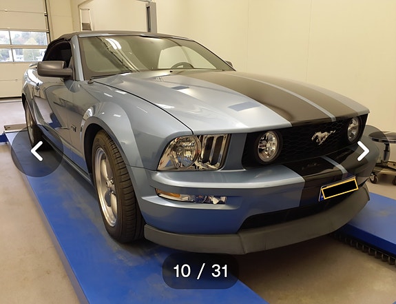 Ford Mustang 10 of 26