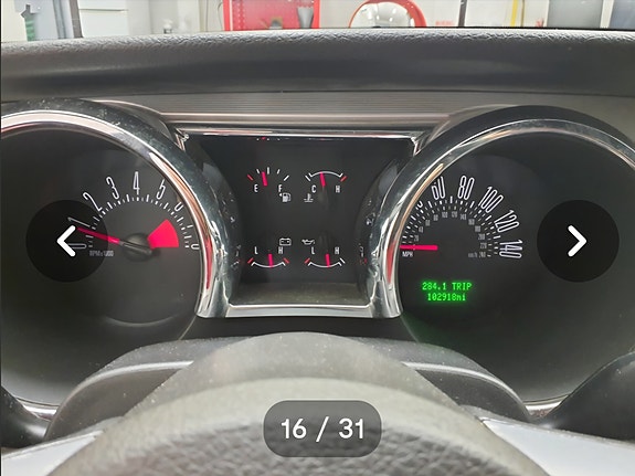 Ford Mustang 16 of 26