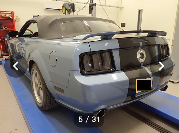 Ford Mustang 5 of 26