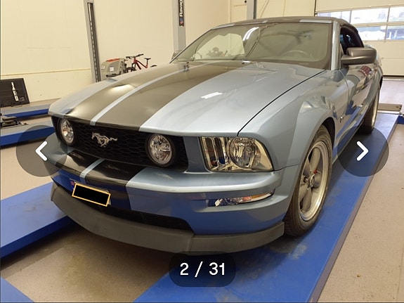 Ford Mustang 2 of 26