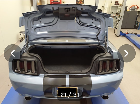 Ford Mustang 20 of 26