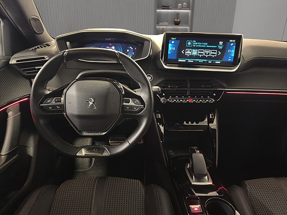 Peugeot 2008 29 of 29