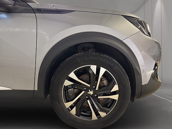 Peugeot 2008 13 of 29