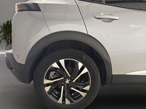 Peugeot 2008 12 of 29