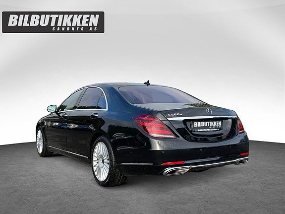 Mercedes-Benz S560 e 3 of 30