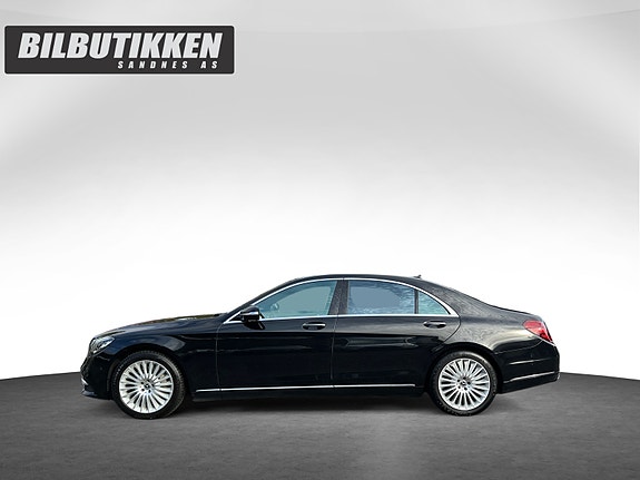 Mercedes-Benz S560 e 2 of 30