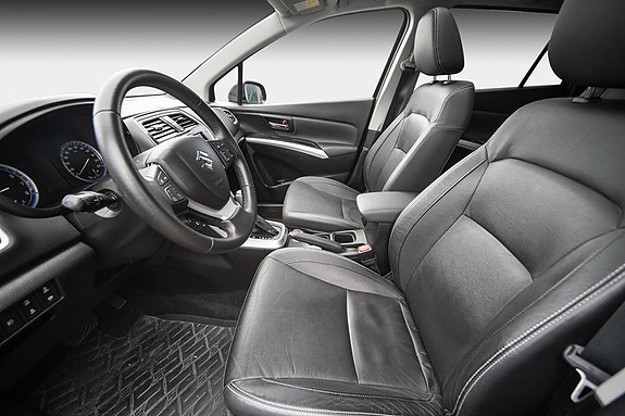 Suzuki SX4 S-Cross 22 of 25