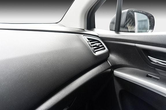 Suzuki SX4 S-Cross 17 of 25