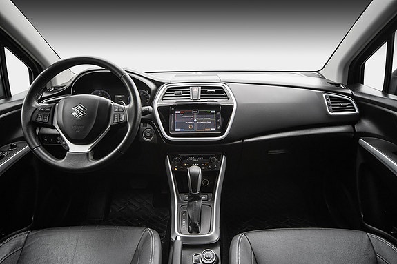 Suzuki SX4 S-Cross 24 of 25