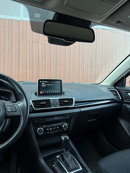 Mazda 3 10 of 16