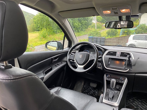 Suzuki SX4 S-Cross 5 of 10