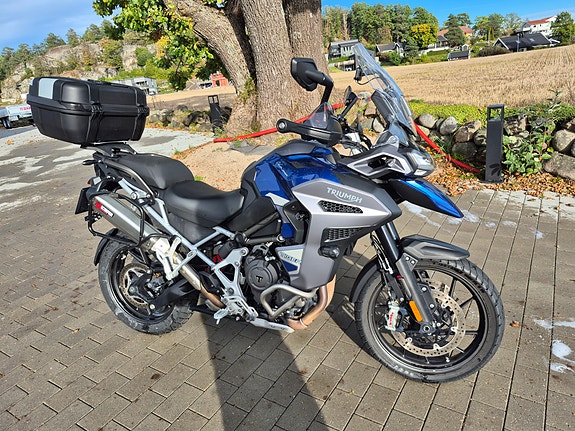 Triumph Tiger 1200 GT 2 of 10
