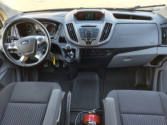 Ford Transit 21 of 30