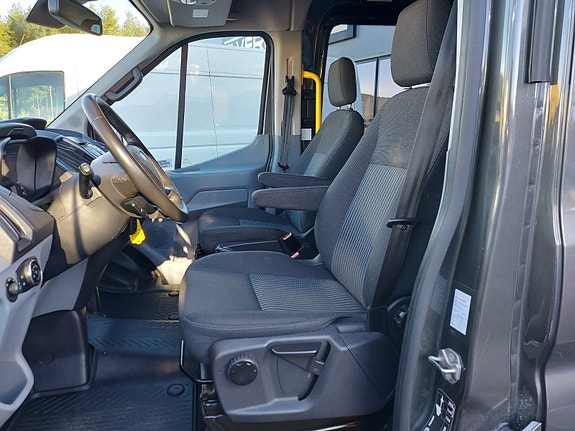 Ford Transit 15 of 30