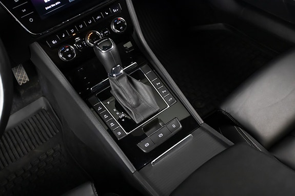 Skoda Superb 21 of 25