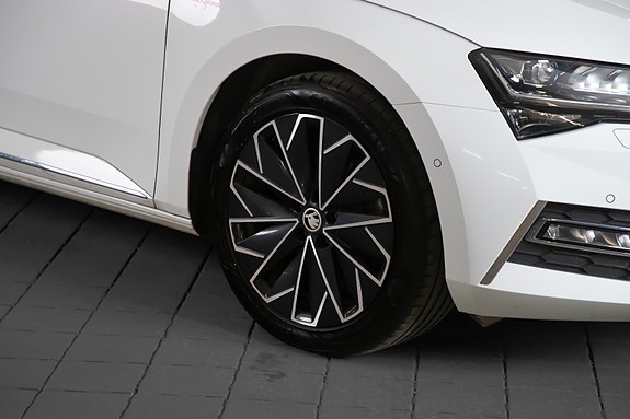 Skoda Superb 6 of 25