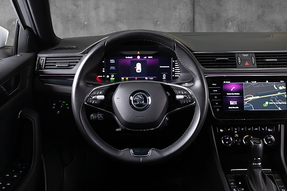 Skoda Superb 10 of 25