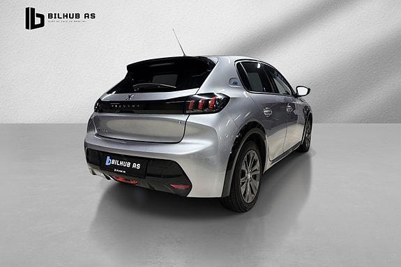 Peugeot e-208 5 of 20