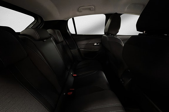 Peugeot e-208 19 of 20