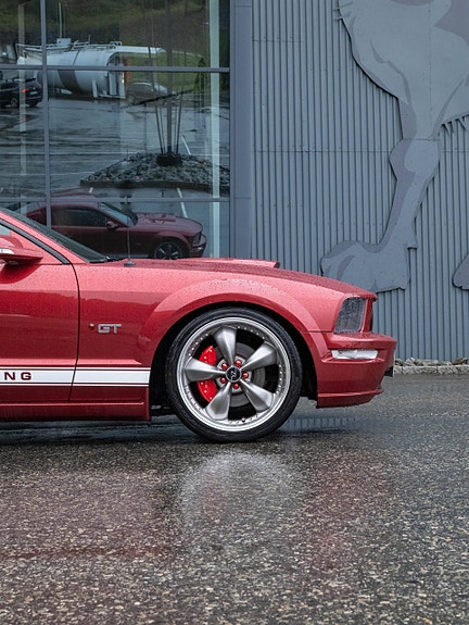 Ford Mustang 20 of 30