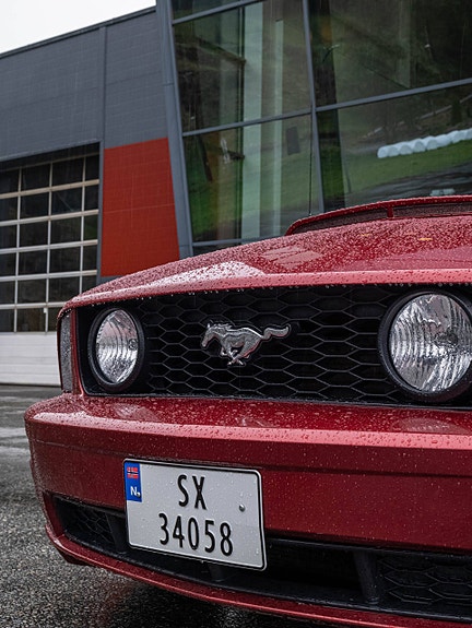 Ford Mustang 17 of 30