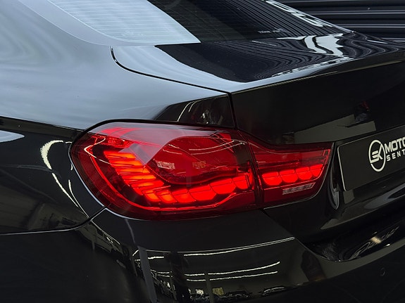 BMW M4 8 of 30
