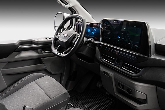 Ford Transit Custom 25 of 27