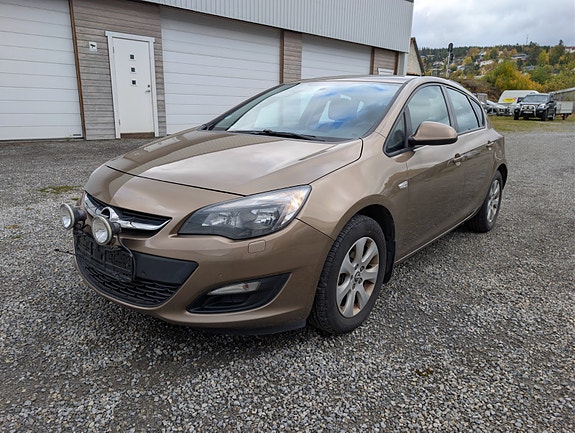 Opel Astra 3 of 28
