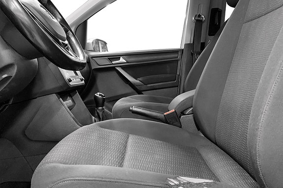 Volkswagen Caddy Maxi 5 of 17