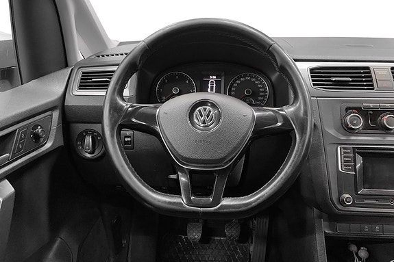 Volkswagen Caddy Maxi 9 of 17