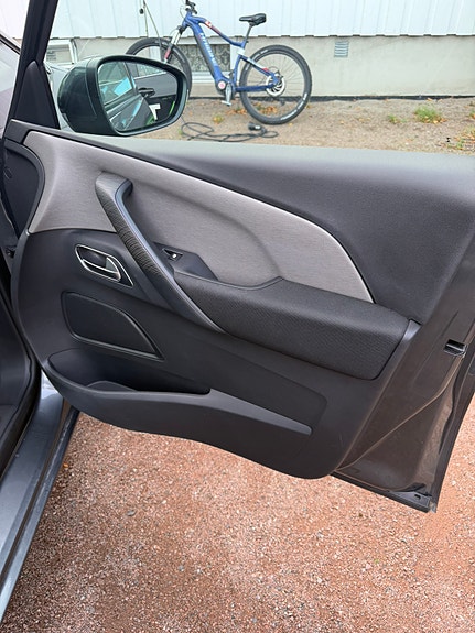 Citroen Grand C4 Picasso 18 of 30